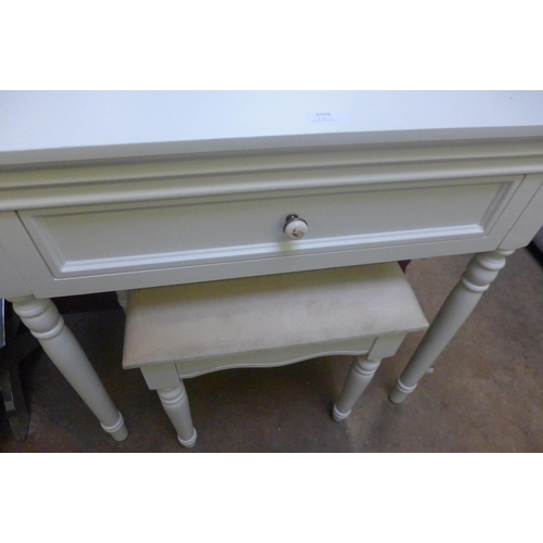 1509 - A shabby chic dressing table with upholstered stool