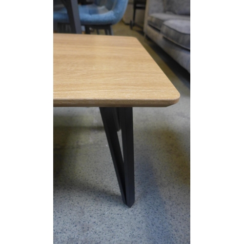 1618 - A Lutina coffee table