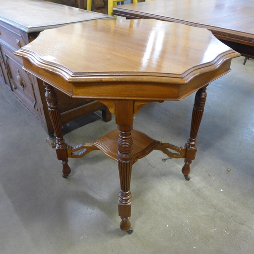 200 - A Victorian octagonal mahogany centre table