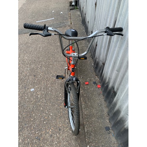 2305 - Zinc Outbacker orange and black BMX bike/bicycle