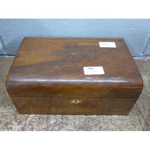 794 - A Victorian inlaid walnut lady's jewellery box