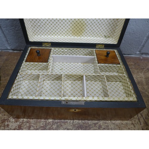 794 - A Victorian inlaid walnut lady's jewellery box