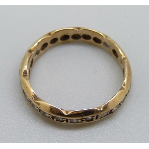 1030 - A 9ct gold ring, lacking stones, 2.3g, L