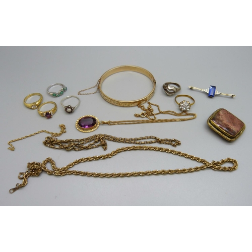 1055 - A collection of jewellery, (two brooches lacking pins, two rings a/f)