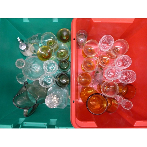 1162 - Two boxes of assorted glassware **PLEASE NOTE THIS LOT IS NOT ELIGIBLE FOR POSTING AND PACKING**