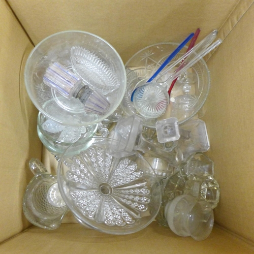 1164 - A collection of glassware **PLEASE NOTE THIS LOT IS NOT ELIGIBLE FOR POSTING AND PACKING**