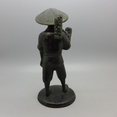 632 - A bronze figure of an oriental gentleman, 16.5cm