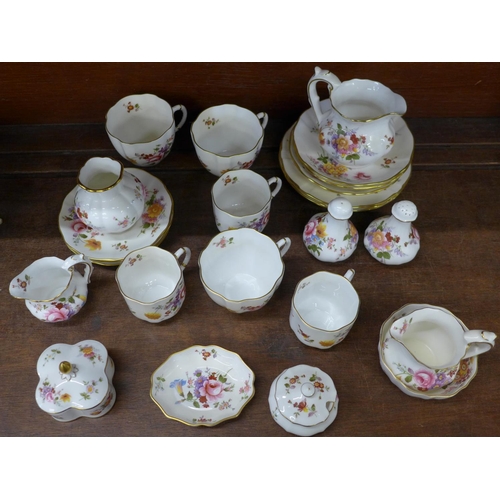 678 - A collection of Royal Crown Derby Posies teaware, etc.  **PLEASE NOTE THIS LOT IS NOT ELIGIBLE FOR P... 