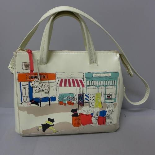 759 - A Radley handbag