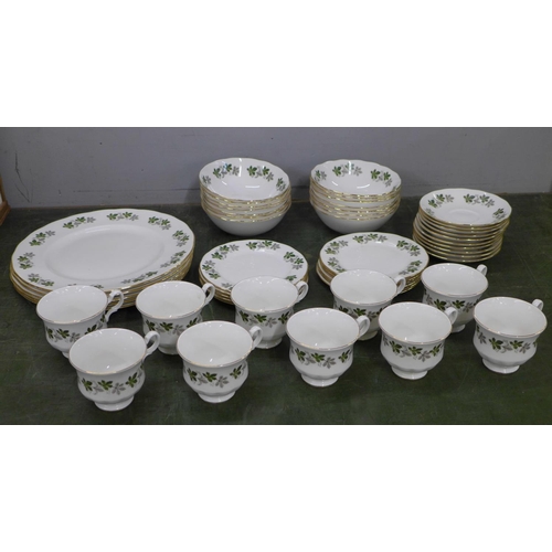 768 - A collection of Gainsborough bone china tea and dinnerware  **PLEASE NOTE THIS LOT IS NOT ELIGIBLE F... 