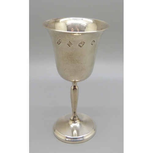 808 - A silver wine goblet, Birmingham 1979, 65g