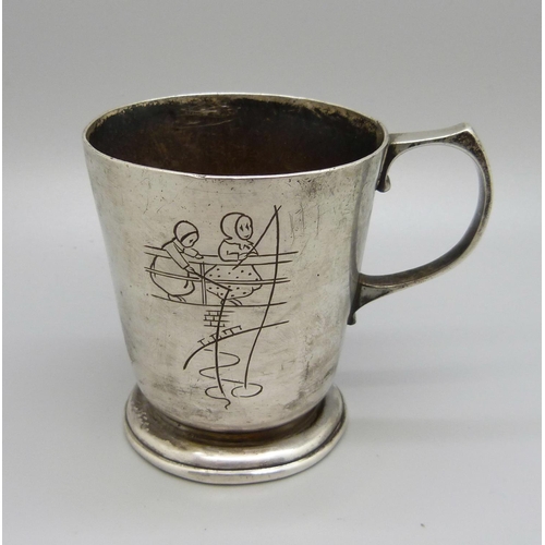 811 - A silver christening mug with fishing scene, London 1956, 106g