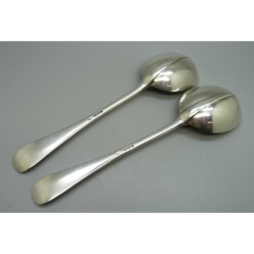 832 - A pair of silver spoons, London 1922, Goldsmiths & Silversmiths, 152g