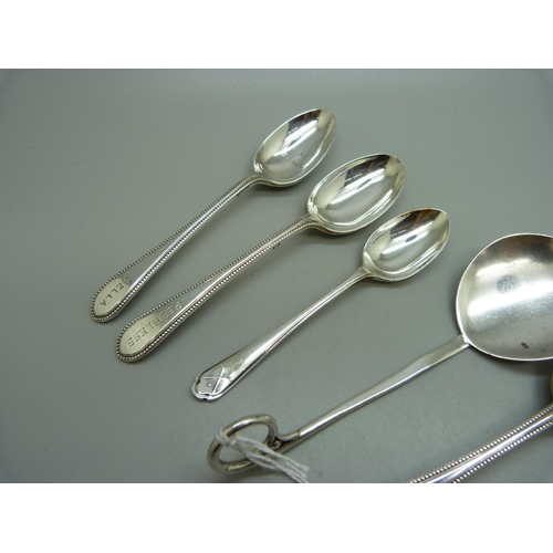 842 - Six silver spoons, 136g, and a plated spoon