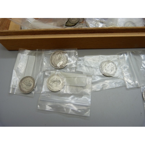 862 - Silver coinage, mainly pre 1920, 963g