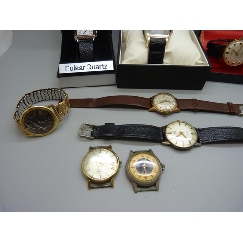 910 - A collection of wristwatches