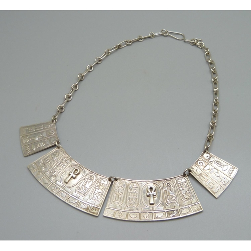 922 - An Egyptian silver necklace, 40cm