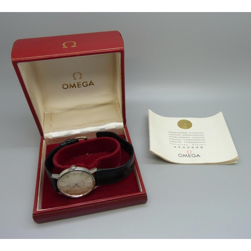 931 - An Omega Seamaster 600 wristwatch, on an Omega strap with Omega buckle, with box