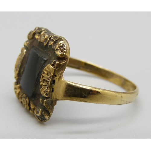 938 - A Victorian 9ct gold ring, worn Birmingham hallmark, 3.7g, R