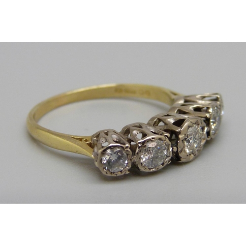 950 - An 18ct gold, five stone diamond ring, 4.1g, R, diamond weight 0.75cts