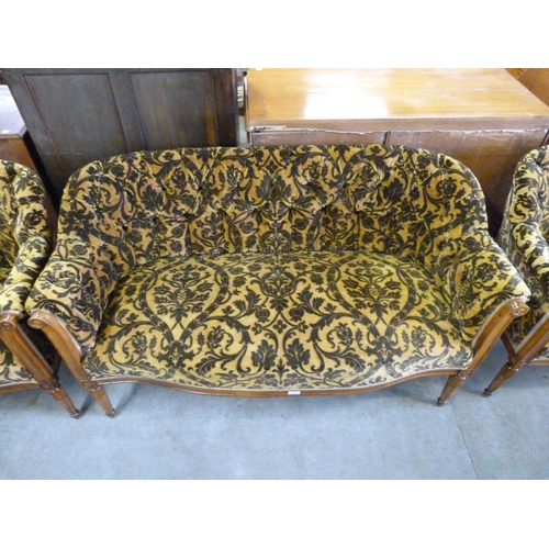 148 - An early 20th Century French beech and fabric upholstered three piece suite