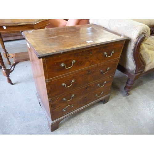 154 - A George III mahogany bachelors chest of drawers, a/f