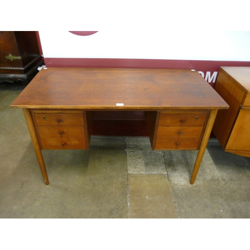 31 - A Danish teak desk