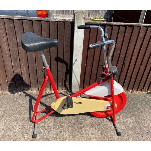 2319 - Kettler Sport retro exercise bike