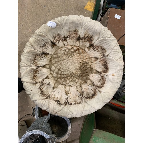 2337 - 60cm decorative stone birdbath