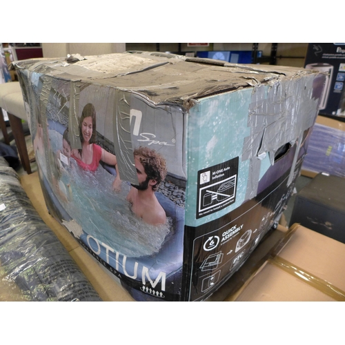 3034 - M-Spa Otium 6 Person Portable Spa (M-OT061) (264Z- 63)  * This lot is subject to vat