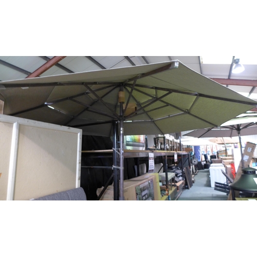 3134 - ProShade Activa Sunbrella 11ft LED market umbrella (264Z-67)  * This lot is subject to vat