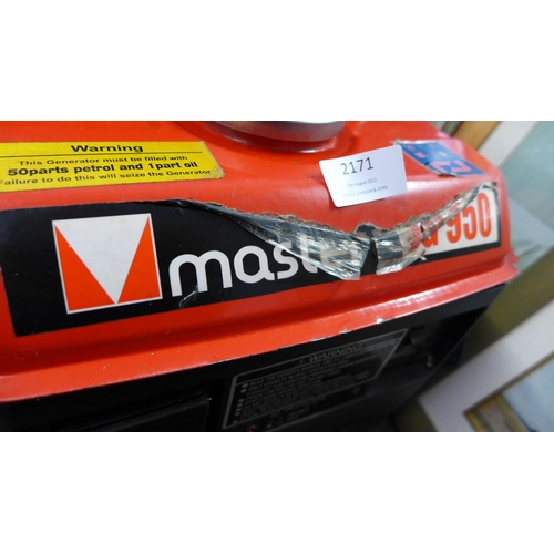 2171 - Master IG950 petrol-driven generator  - police repossession