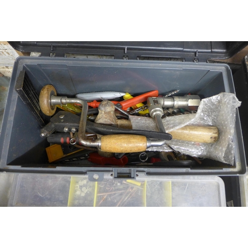 2026 - 3 tool organizer trays with mixed hardware (screws, nails, etc.) plus two PVC toolboxes containing t... 