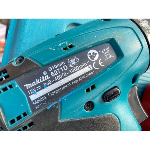 2001 - Makita 12V cordless drill with two batteries and charger - W