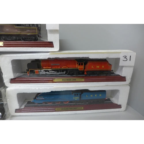 679 - A Hornby Inter-City 125 locomotive and five model locomotives and tenders, boxed