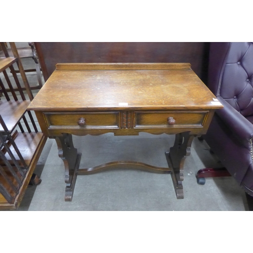 117 - An Ipswich oak two drawer side table