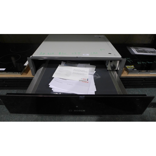 3008 - Bosch Serie 6 Built In Black Warming Drawer (60 x 14cm), model no:- BIC510NB0, RRP £399 inc. VAT * T... 