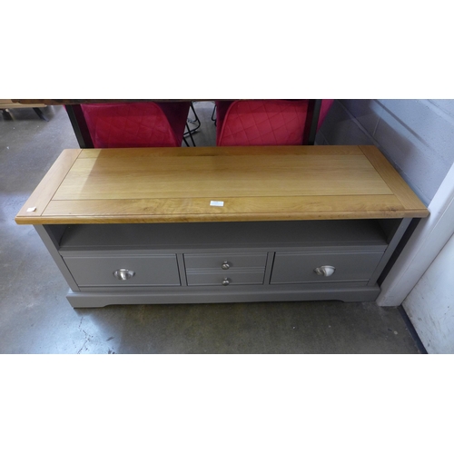 1529 - A Waterford dark grey painted and oak three drawer TV unit