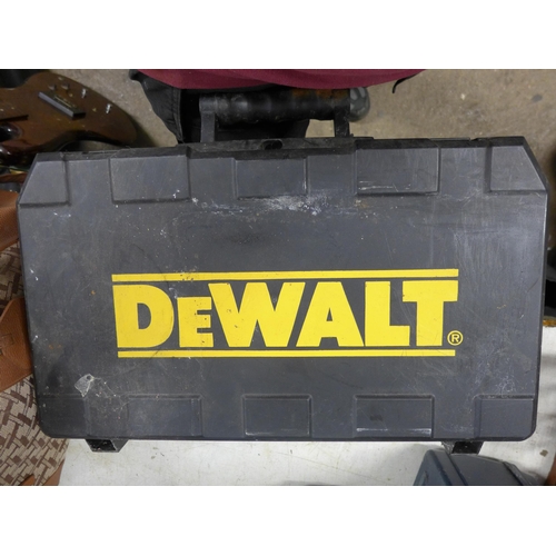 2018 - Powertool job lot: DeWalt 240V breaker drill in case, Bosch hammer drill in case, Tesco breaker dril... 