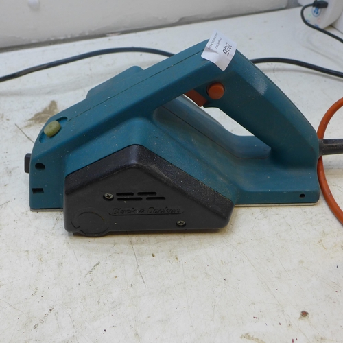 2036 - Macallister bench grinder with Black and Decker circular saw and Black and Decker electric plane