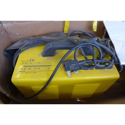 2056 - Boxed Cosmo Arc welder Arc 150 with rods - W