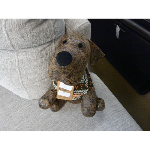 1304 - A Boxer dog in a Fairisle jumper doorstop, H 27cms (505941344335007)   #