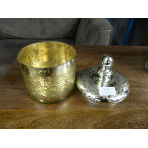 1411 - A silver etched trinket jar with lid (2188105)   #