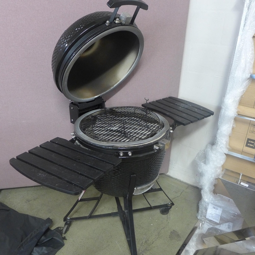 1579 - 24  Kamado Grill Black   Inc Cover, Original RRP £624.99 + vat  (4127-23)  * This lot is subject to ... 