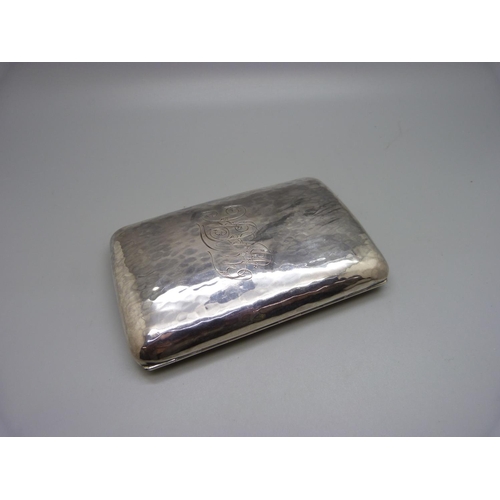 791 - A hammered silver cigar case, Sheffield 1909, 205g, with monogram