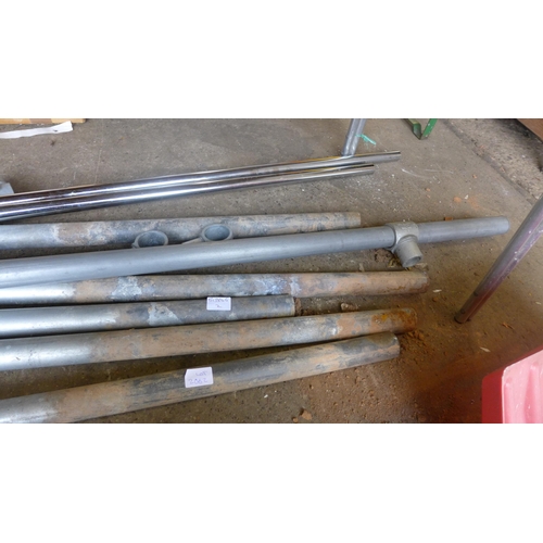 2068 - Qty of galvanised steel exterior hand rails