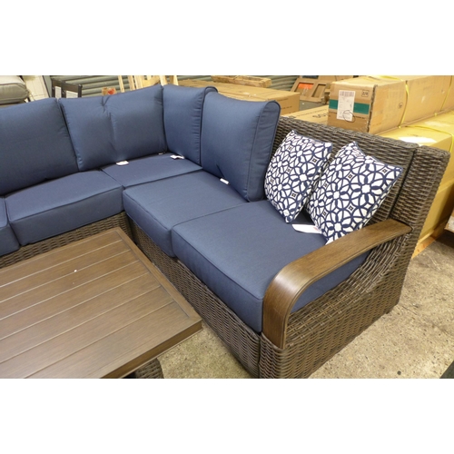 3038 - Pacific Casual Belhaven  6 Seater  Sectional Sofa And Coffee Table (2 Cushions missing)  ,  Original... 