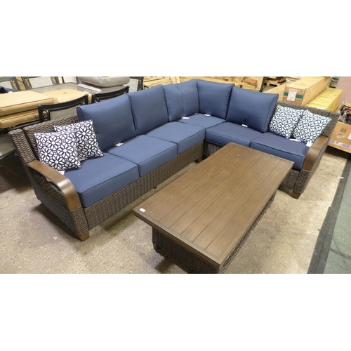 3038 - Pacific Casual Belhaven  6 Seater  Sectional Sofa And Coffee Table (2 Cushions missing)  ,  Original... 