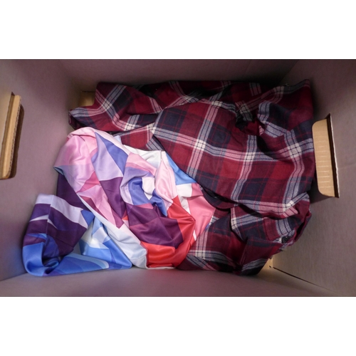 3212 - Quantity of women's miscellaneous clothing, various colours, sizes and styles