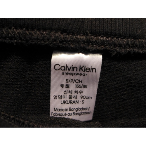 3277 - 4 Pairs of ladies Calvin Klein jogging bottoms (2 x small, 2 x large) - mixed colours * This lot is ... 